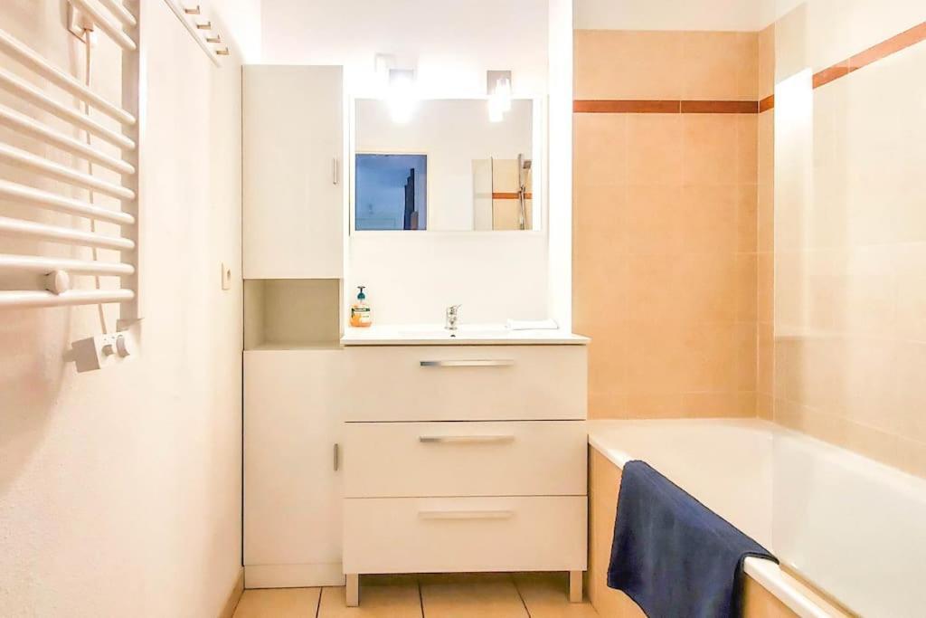 *Le Carpe Diem, Appartement 2 Chambres, Piscine, 2 Parking, Clim* Montpellier Luaran gambar